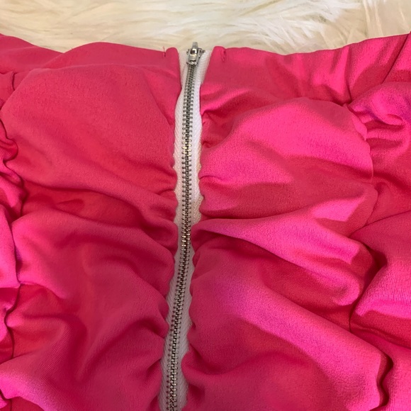 Women’s Elegant Sexy Two Piece Skirt and Top - Picture 3 of 3